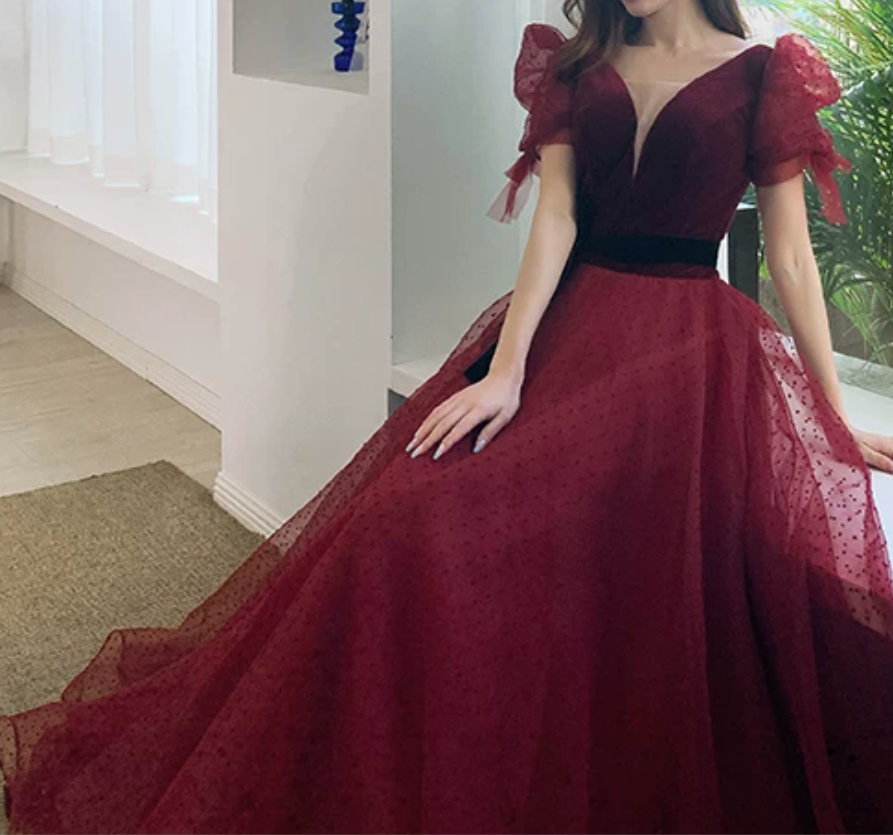 Classical V Neck Bows Red Prom Dress Short Sleeve Dots Tulle A-Line Evening Dress C9009