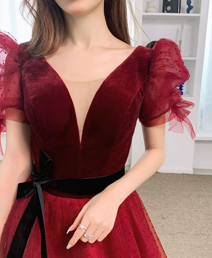 Classical V Neck Bows Red Prom Dress Short Sleeve Dots Tulle A-Line Evening Dress C9009