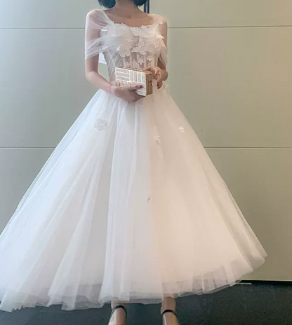 Unique Short Sleeve Off-Shoulder Wedding Dresses Appliques Tulle A-Line Bridal Dress C9011