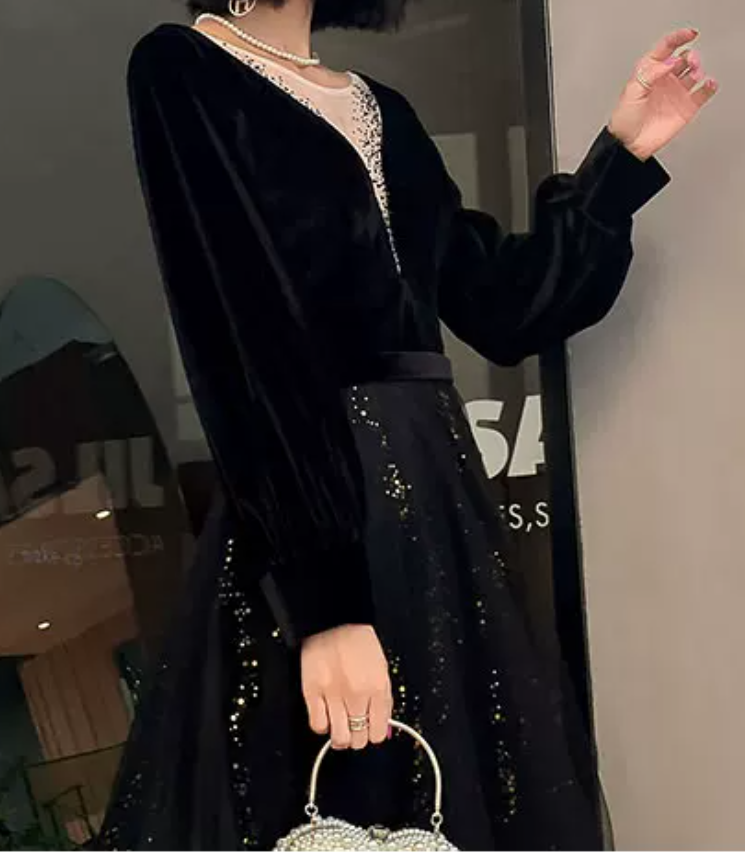 Sexy V Neck Black Prom Dress Long Sleeve Sequins Evening Dress C9022
