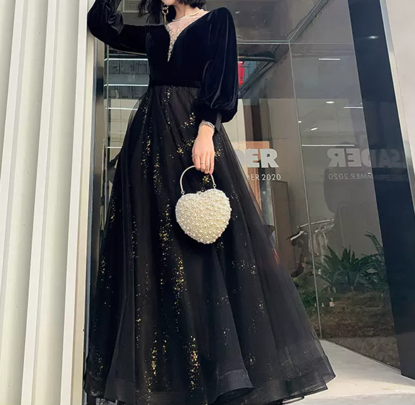 Sexy V Neck Black Prom Dress Long Sleeve Sequins Evening Dress C9022