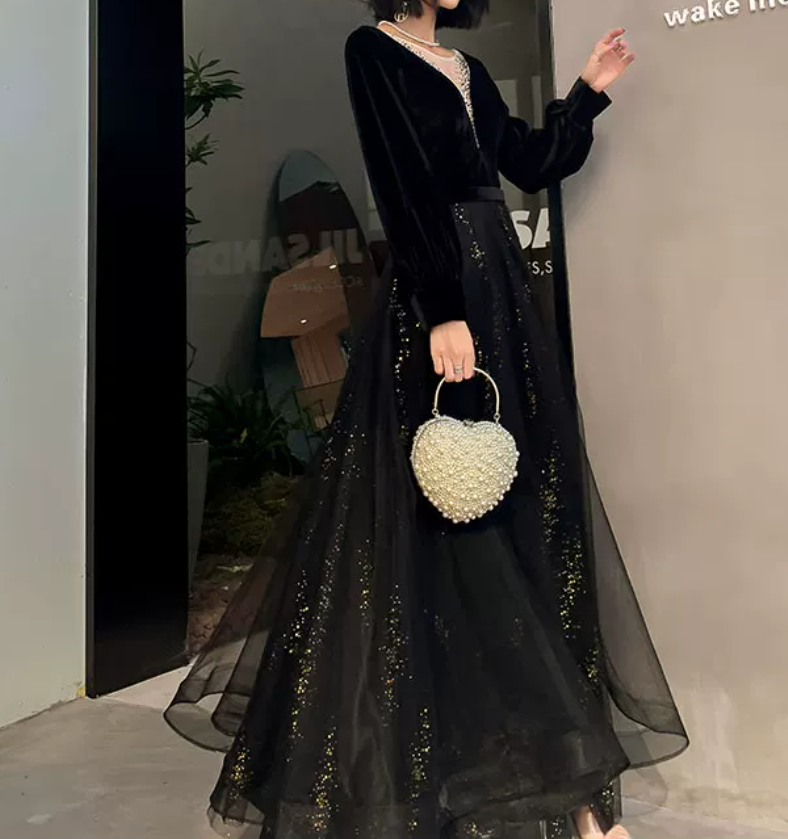 Sexy V Neck Black Prom Dress Long Sleeve Sequins Evening Dress C9022