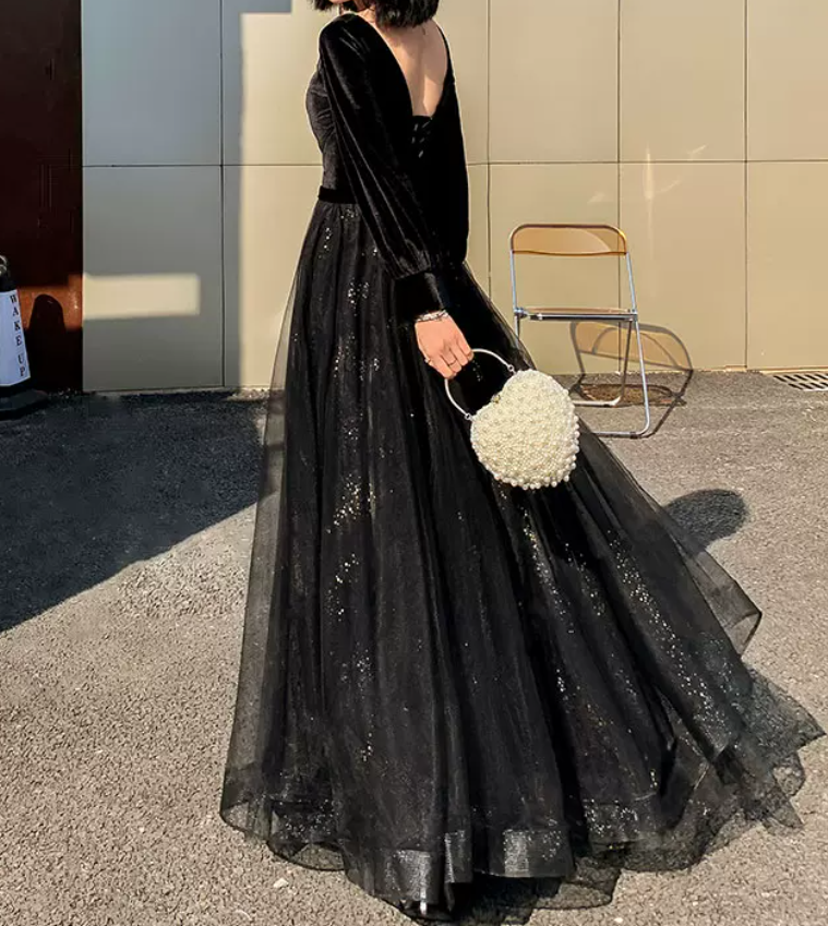 Sexy V Neck Black Prom Dress Long Sleeve Sequins Evening Dress C9022