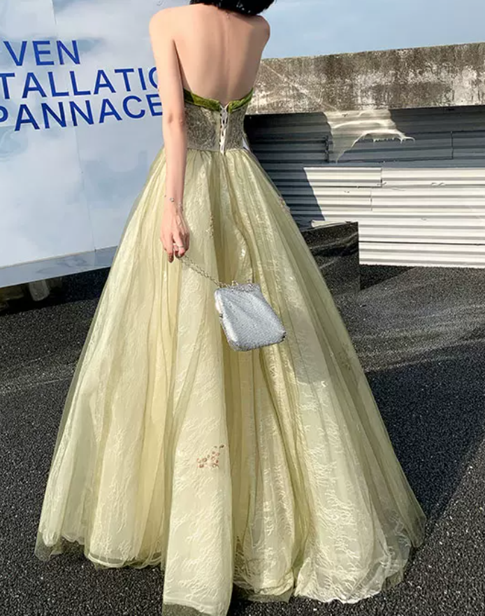 Robe de bal de princesse bustier à volants en satin long, robe de soirée C8117