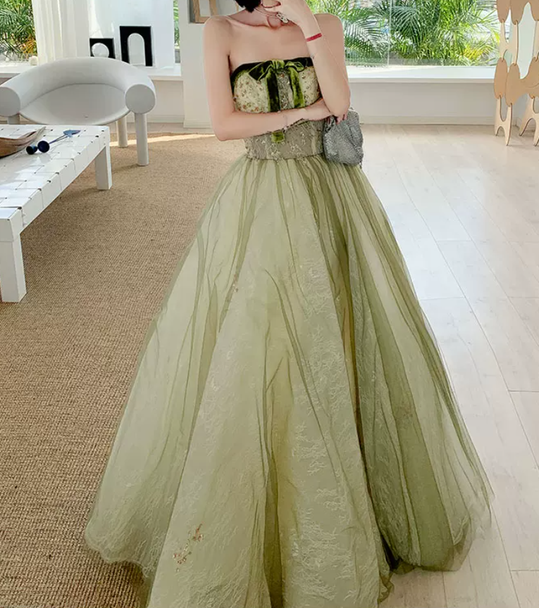 Robe de bal de princesse bustier à volants en satin long, robe de soirée C8117