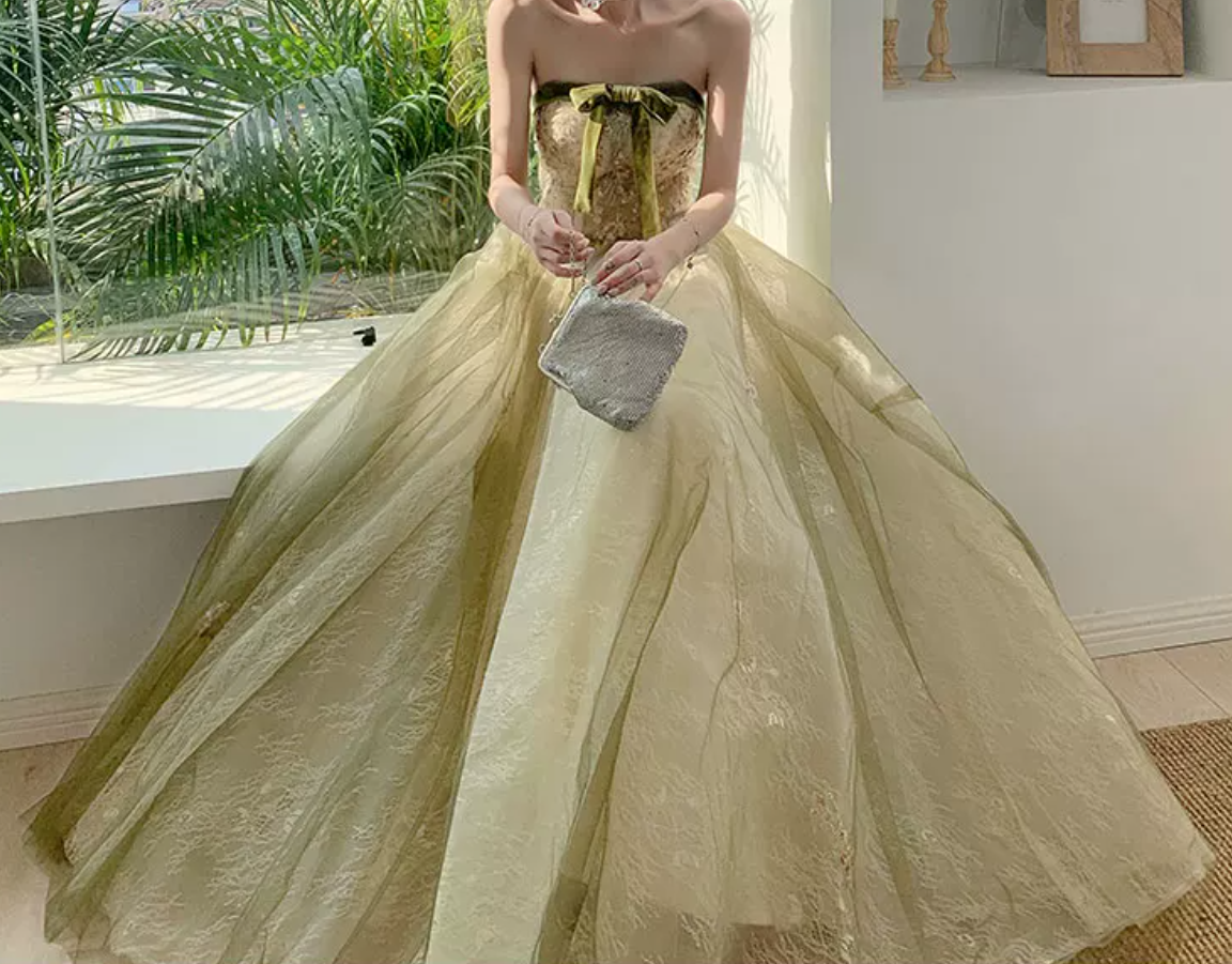 Robe de bal de princesse bustier à volants en satin long, robe de soirée C8117
