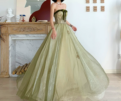 Robe de bal de princesse bustier à volants en satin long, robe de soirée C8117