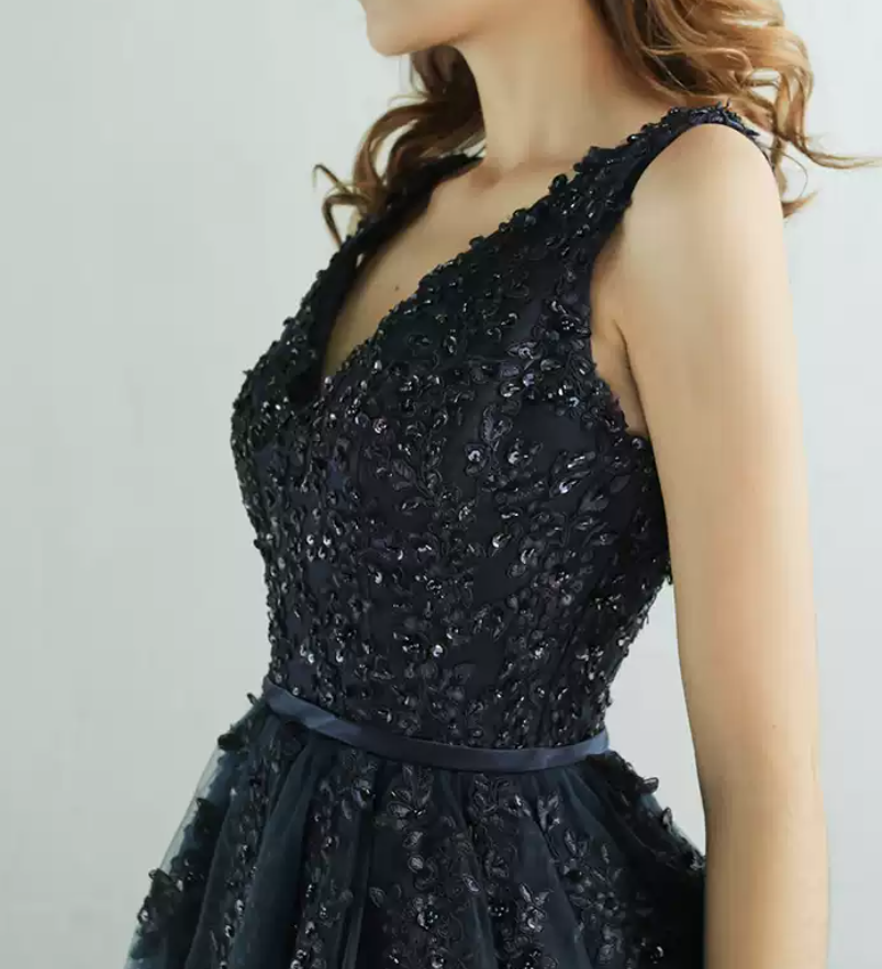 Robe de bal de princesse bustier à volants en satin long, robe de soirée C8117
