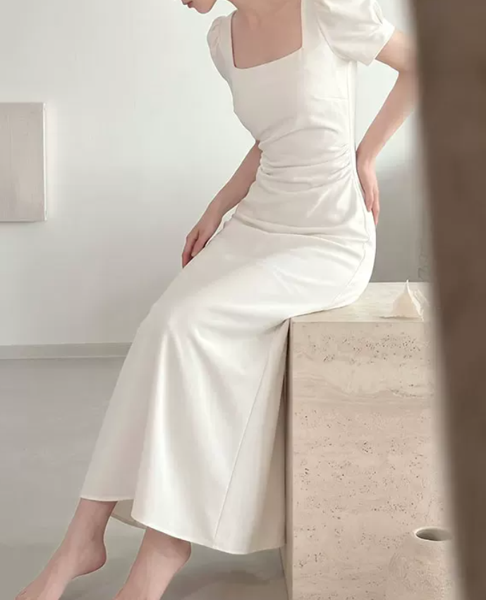 Superbe robe de mariée sirène bustier en satin et tulle, longue et en dentelle, C4563