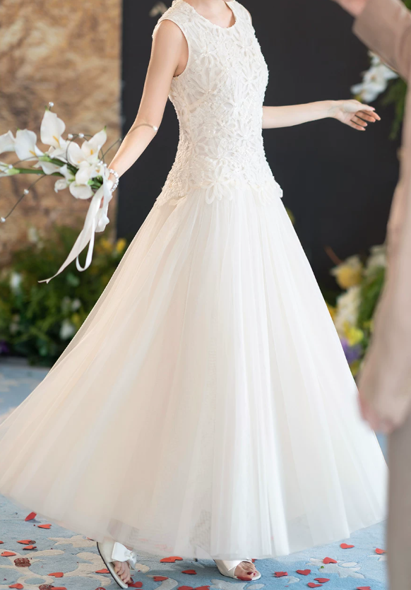 Superbe robe de mariée sirène bustier en satin et tulle, longue et en dentelle, C4563