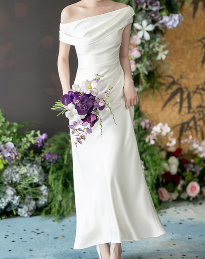 Superbe robe de mariée sirène bustier en satin et tulle, longue et en dentelle, C4563