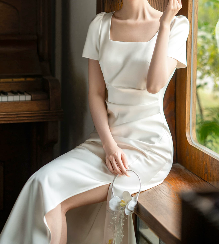 Superbe robe de mariée sirène bustier en satin et tulle, longue et en dentelle, C4563