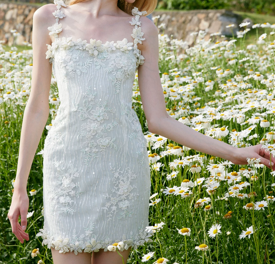 Mini robe de soirée en satin, sans bretelles, sans manches, ligne a, simple, C899