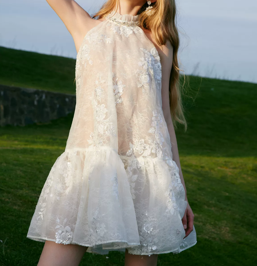 Attractive Halter Neck Beaded Homecoming Dress White Lace A-Line Party Dress C9075