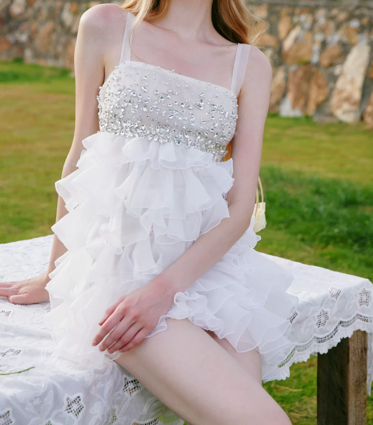 Classical Spaghetti Straps Ruffles Homecoming Dress White Crystals Party Dress C9080