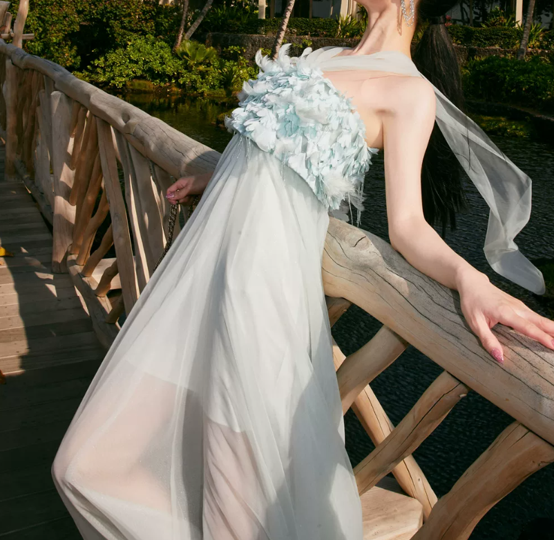 Elegant Illusion Neck Blue Prom Dress Feather Tulle A-Line Evening Dress C9096