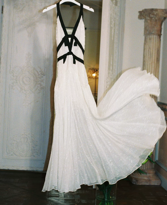 Enchanting Halter Neck Prom Dress Ivory Backless A-Line Evening Dress C9099