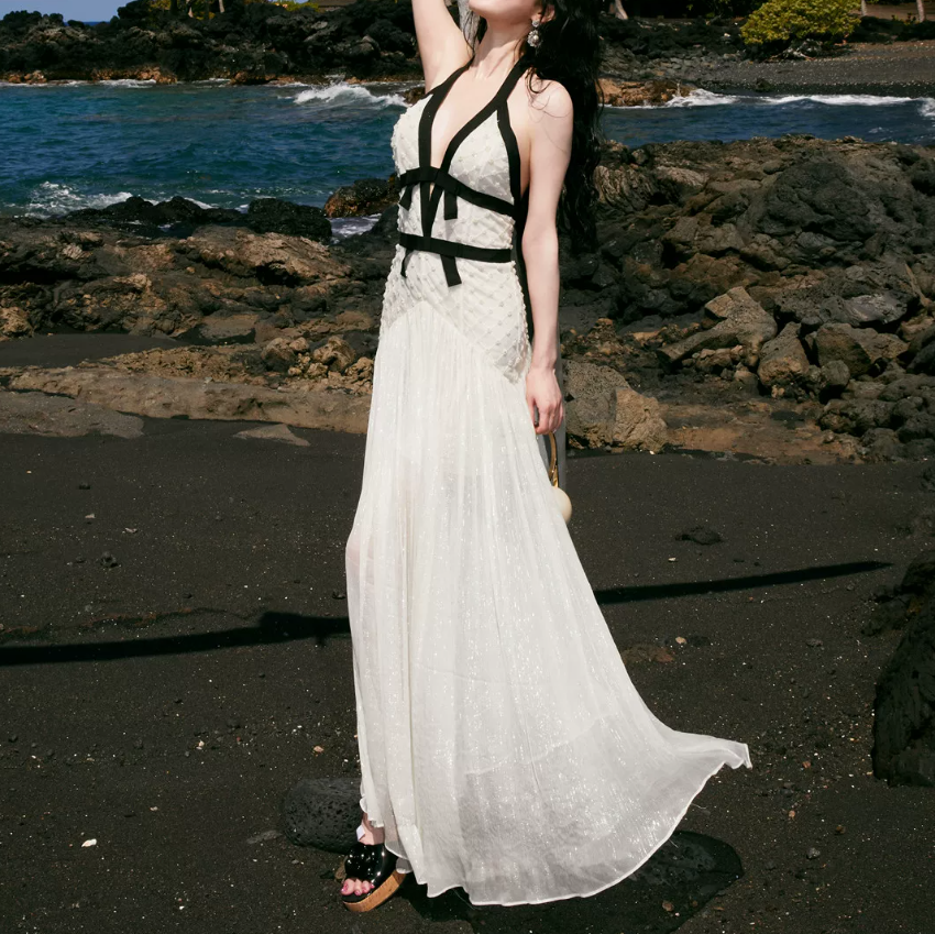 Enchanting Halter Neck Prom Dress Ivory Backless A-Line Evening Dress C9099