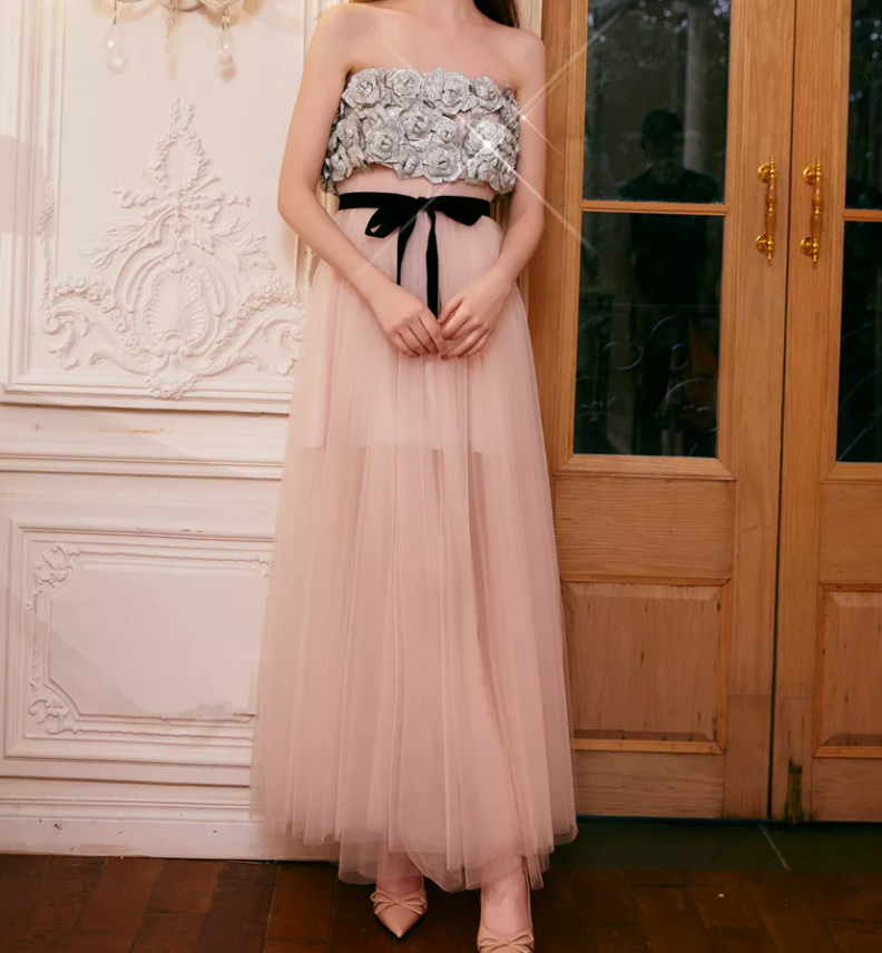 Romantic Strapless Tulle Prom Dress Sequins Floral A-Line Evening Dress C9102