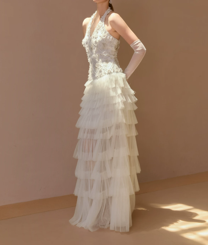 Unique Halter Neck Beaded Wedding Dresses Tiered Tulle A-Line Bridal Dress C9108