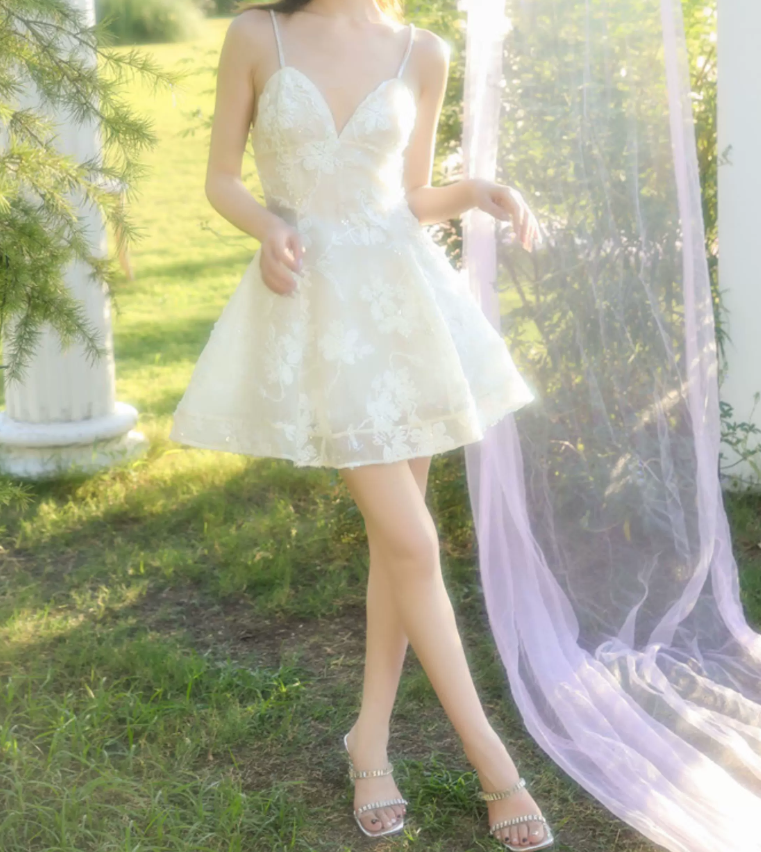 Mini robe de soirée en satin, sans bretelles, sans manches, ligne a, simple, C899