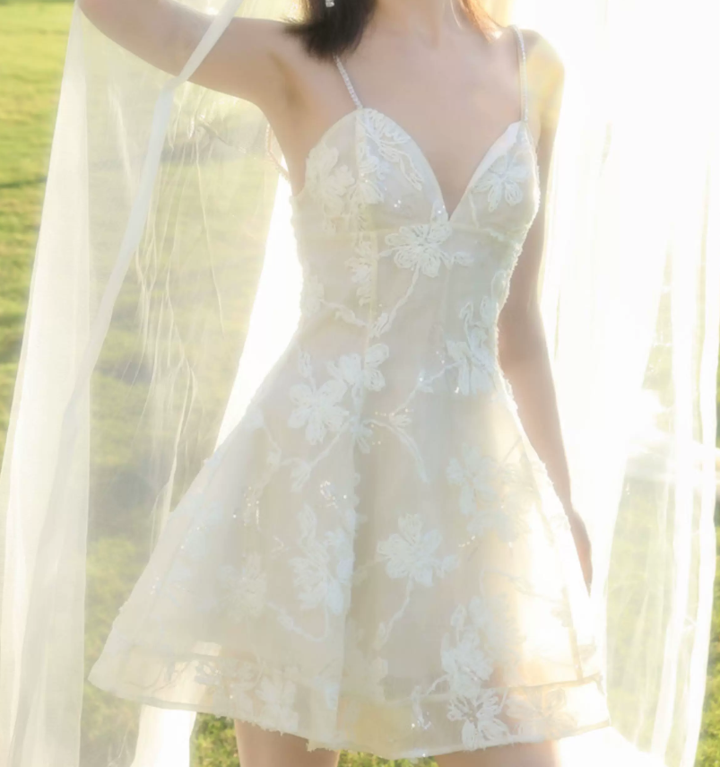 Mini robe de soirée en satin, sans bretelles, sans manches, ligne a, simple, C899