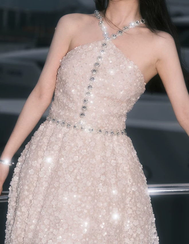 Sparkly Halter Neck Beaded Homecoming Dress Beige Sequins A-Line Party Dress C9167