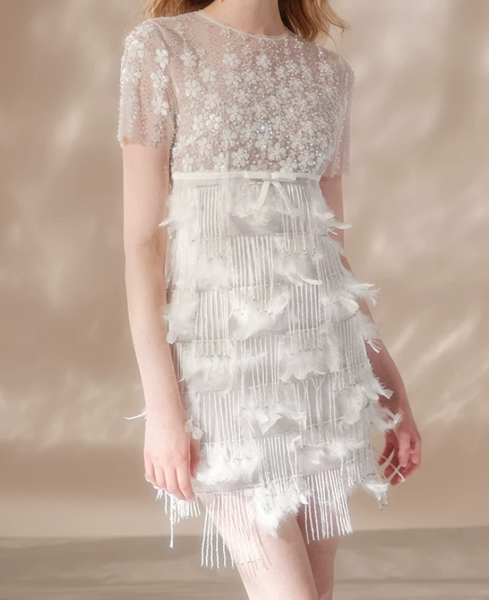Sleek Jewel Neck White Homecoming Dress Short Sleeve Feather Sequins Bodycon Party Dress C9175