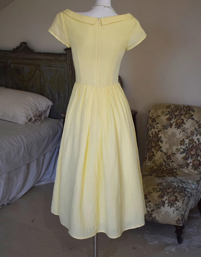 Cute Jewel Neck Yellow Homecoming Dress Short Sleeve A-Line Party Dress C9193