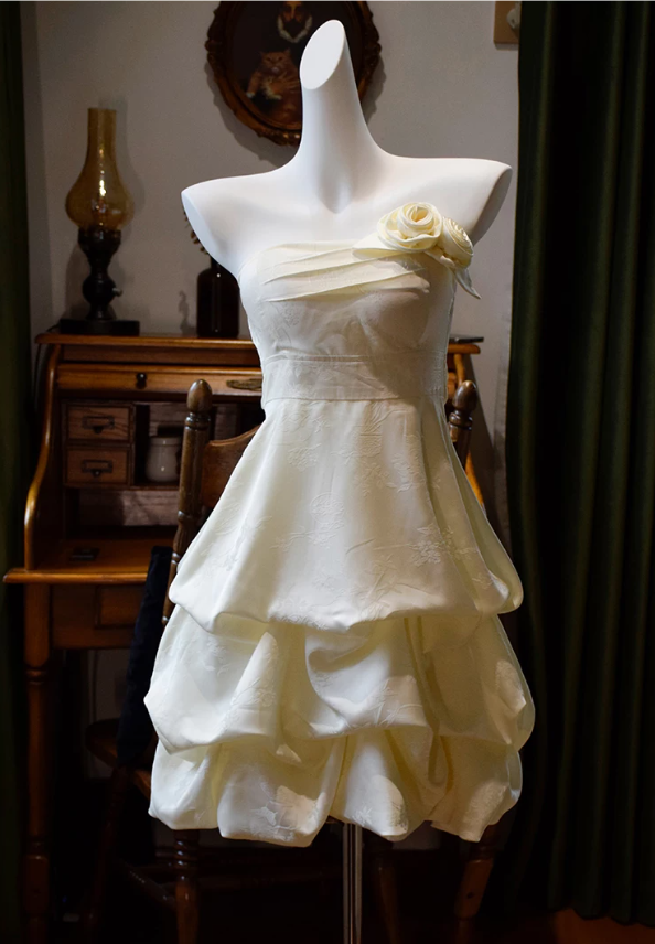 Mini robe de soirée en satin, sans bretelles, sans manches, ligne a, simple, C899