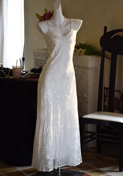 Romantic Spaghetti Straps Wedding Dresses Floral A-Line Bridal Dress C9208