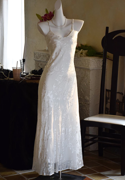 Romantic Spaghetti Straps Wedding Dresses Floral A-Line Bridal Dress C9208