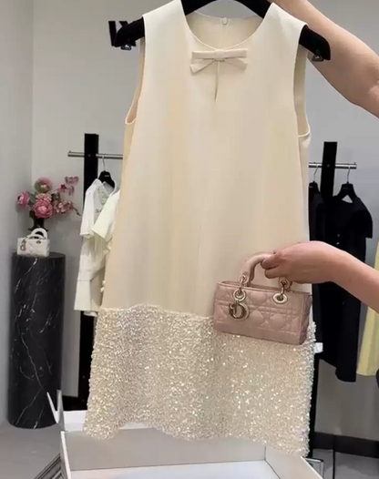 Mini robe de soirée en satin, sans bretelles, sans manches, ligne a, simple, C899