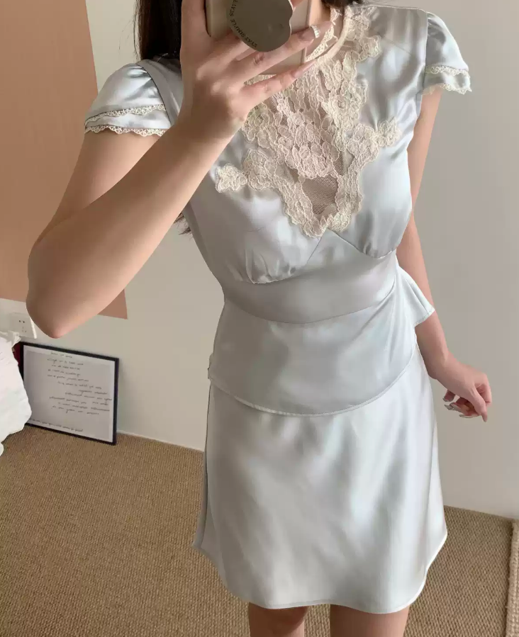 Mini robe de soirée en satin, sans bretelles, sans manches, ligne a, simple, C899