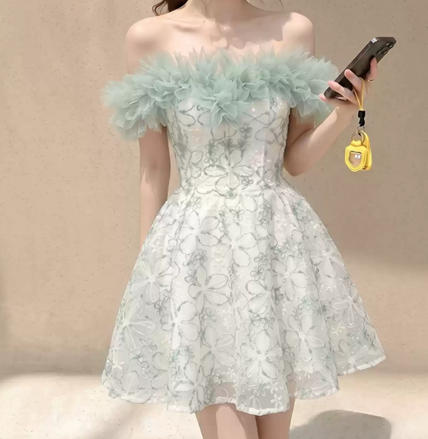 Glam Off-Shoulder Green Homecoming Dress Sequins Ruffles A-Line Party Dress C9244
