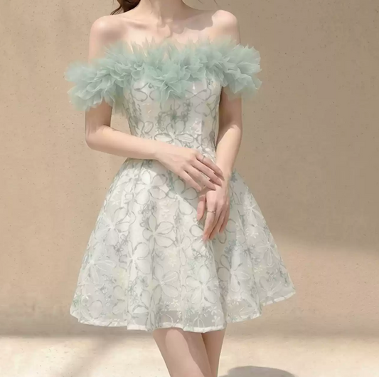 Mini robe de soirée en satin, sans bretelles, sans manches, ligne a, simple, C899