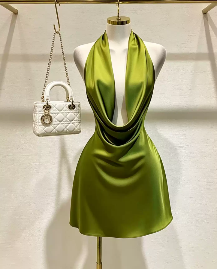 Mini robe de soirée en satin, sans bretelles, sans manches, ligne a, simple, C899
