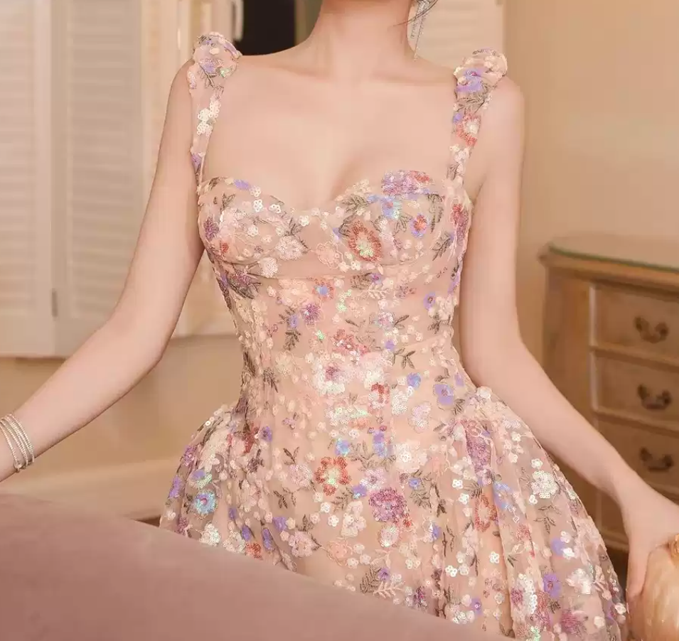 Mini robe de soirée en satin, sans bretelles, sans manches, ligne a, simple, C899