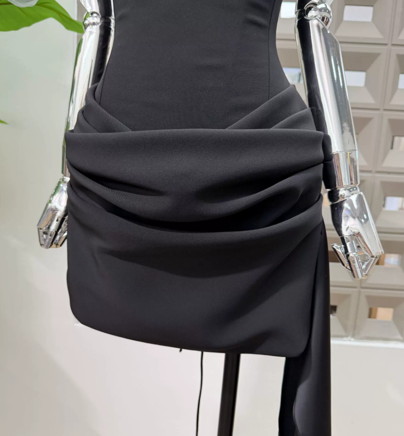 Mini robe de soirée en satin, sans bretelles, sans manches, ligne a, simple, C899