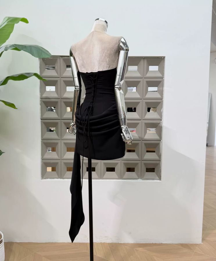 Mini robe de soirée en satin, sans bretelles, sans manches, ligne a, simple, C899