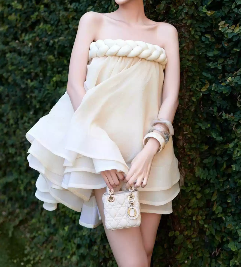 Mini robe de soirée en satin, sans bretelles, sans manches, ligne a, simple, C899