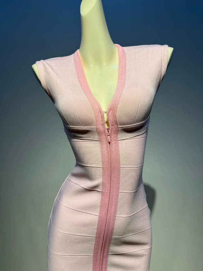 Mini robe de soirée en satin, sans bretelles, sans manches, ligne a, simple, C899