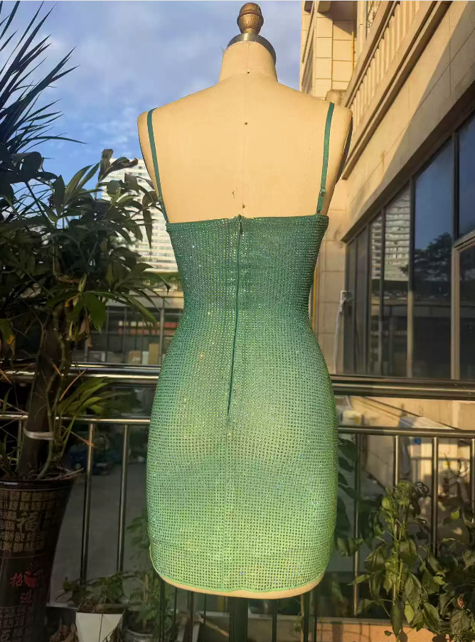 Glittering Spaghetti Straps Green Homecoming Dress Sequins Sheath Party Dress C9300