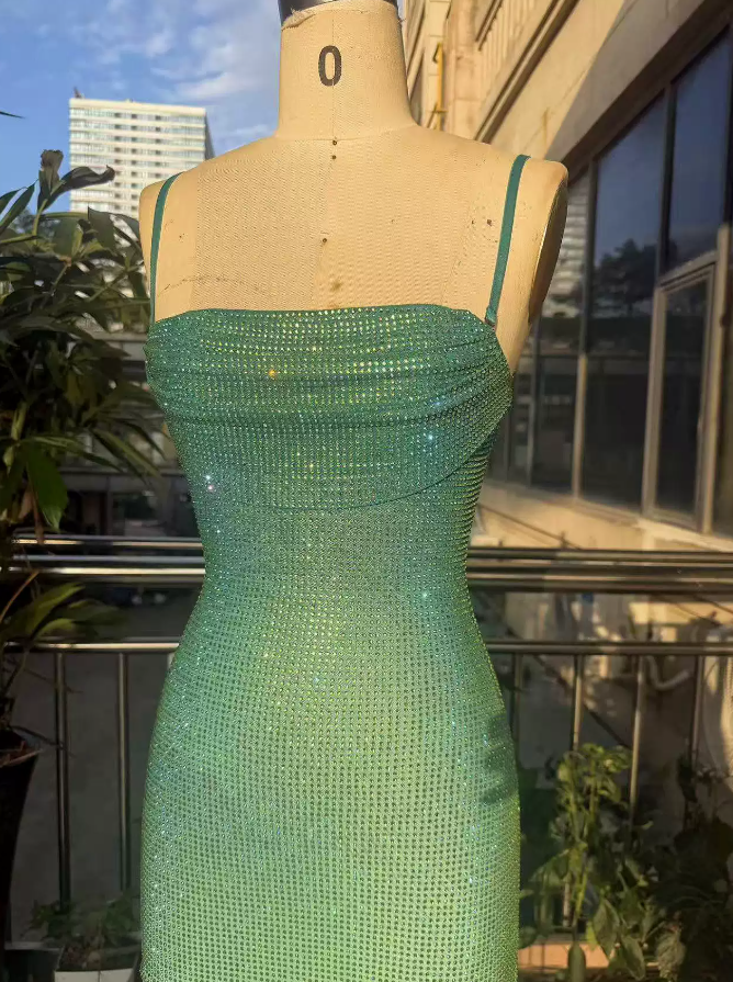 Glittering Spaghetti Straps Green Homecoming Dress Sequins Sheath Party Dress C9300