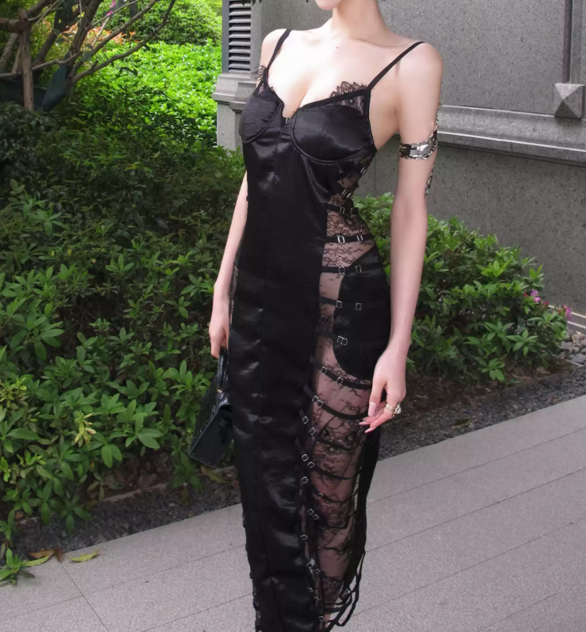 Playful Spaghetti Straps Prom Dress Black Lace Sheath Evening Dress C9313
