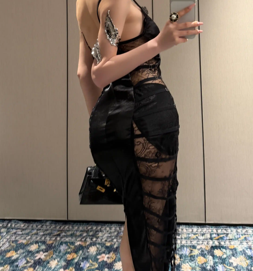 Playful Spaghetti Straps Prom Dress Black Lace Sheath Evening Dress C9313