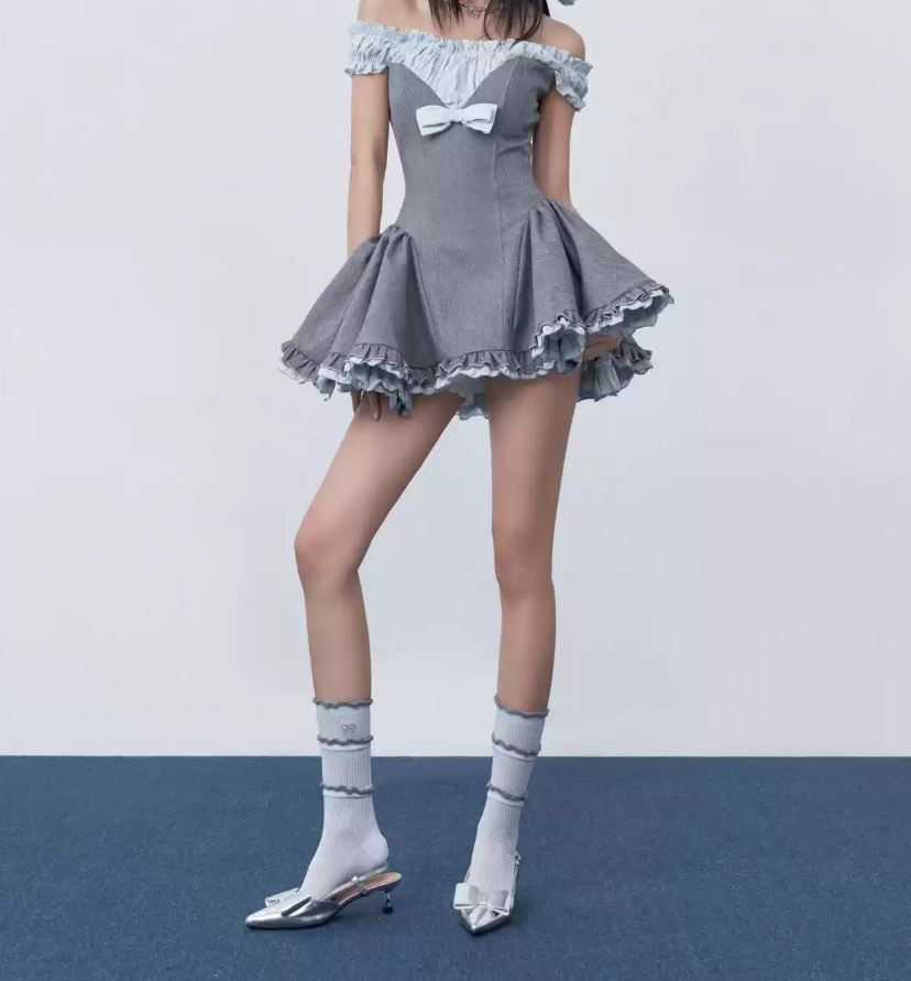 Classical Off-Shoulder Grey Homecoming Dress Ruffles Bow A-Line Party Dress C9316