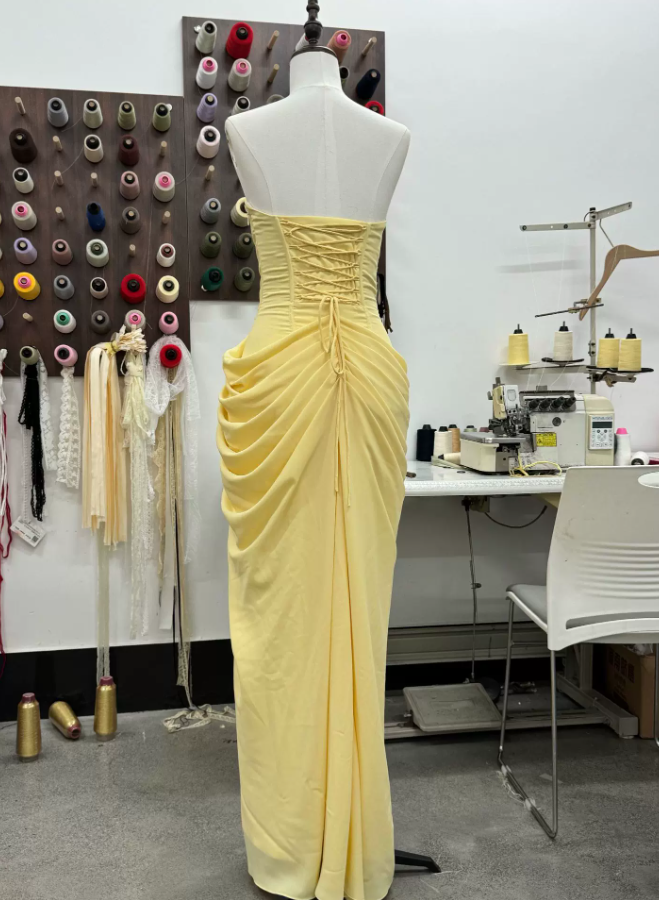 Robe de bal de princesse bustier à volants en satin long, robe de soirée C8117