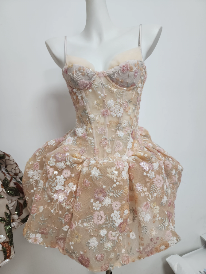 Sweet Spaghetti Straps Sequins Homecoming Dress Floral A-Line Party Dress C9350
