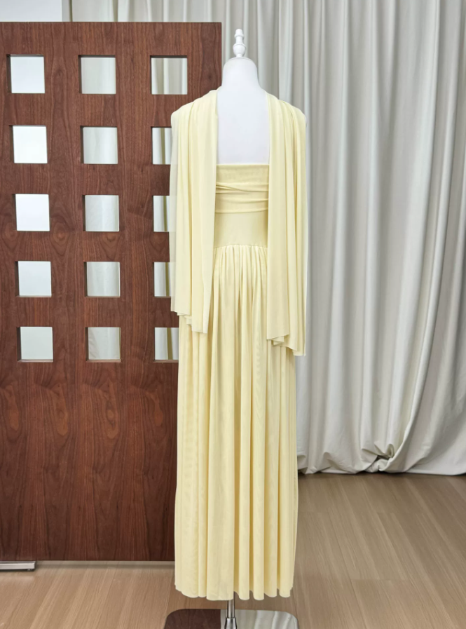 Robe de bal de princesse bustier à volants en satin long, robe de soirée C8117